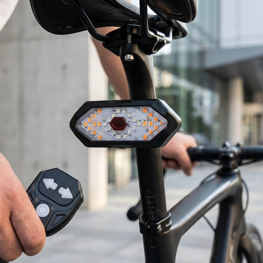 Luz Direccional para Bicicleta con Stop Integrado